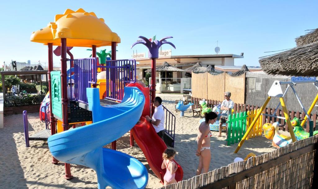 Hotel Costaverde Чезенатико Екстериор снимка