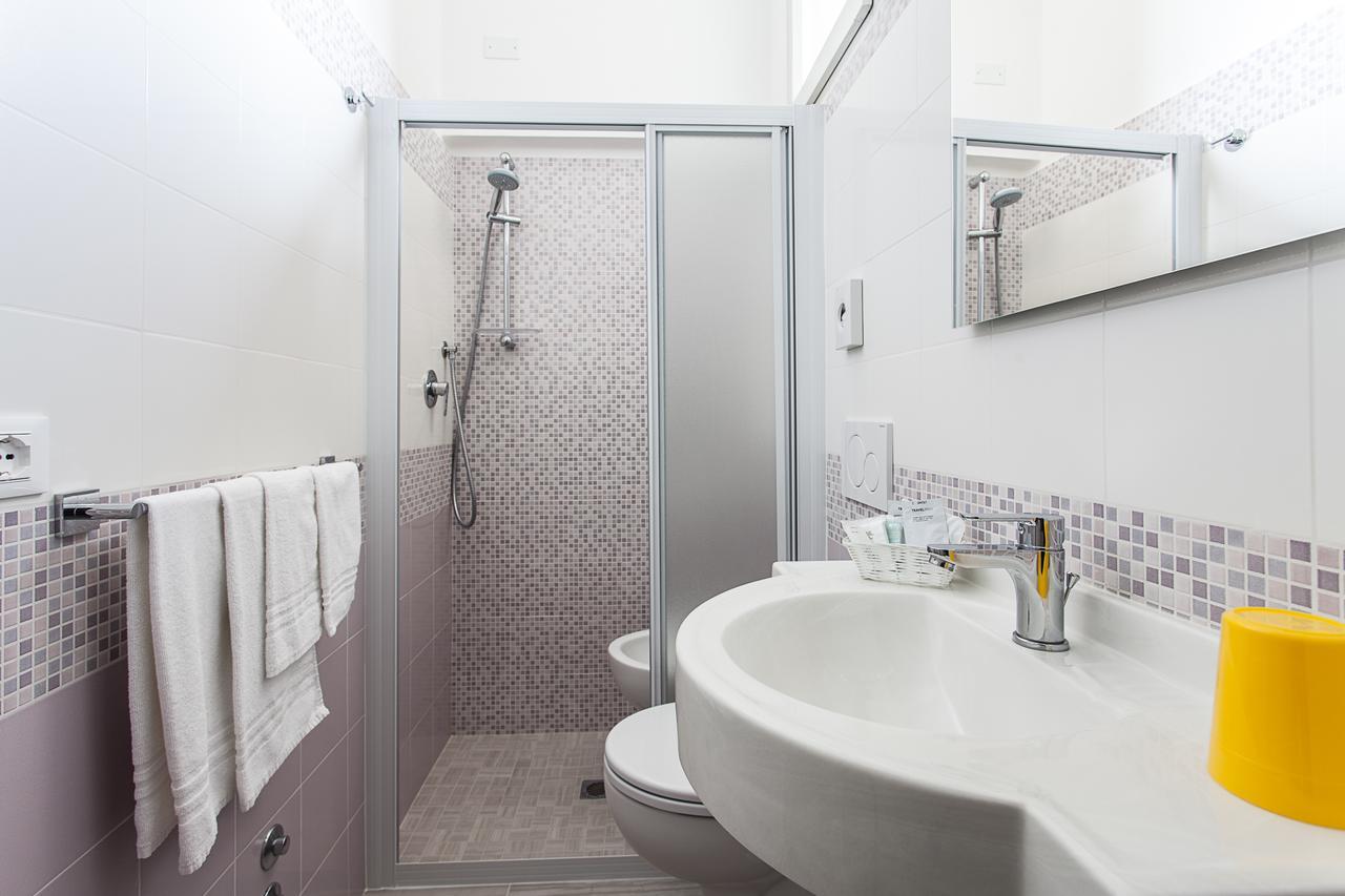 Hotel Costaverde Чезенатико Екстериор снимка